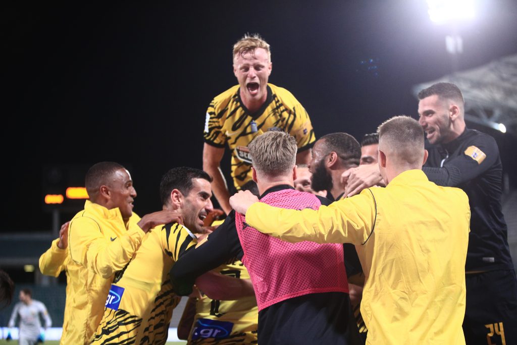 Νταμπλούχος Ελλάδας η ΑΕΚ