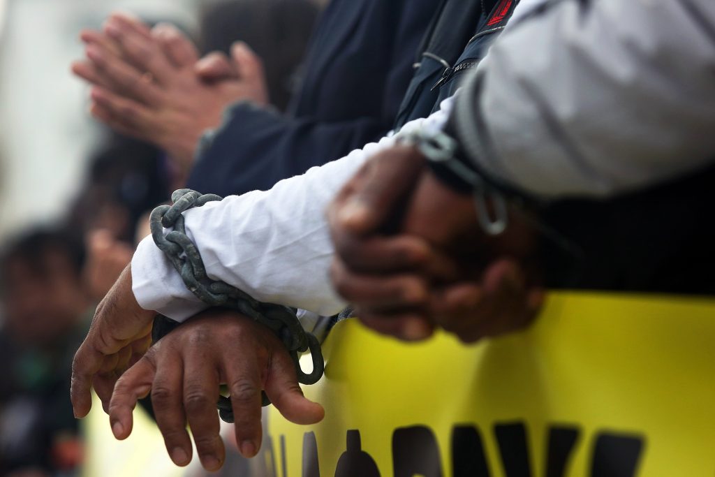 Σύγχρονη δουλεία: Αυξάνονται τα ποσοστά –  Πρώτη στην κατάταξη η Βόρεια Κορέα