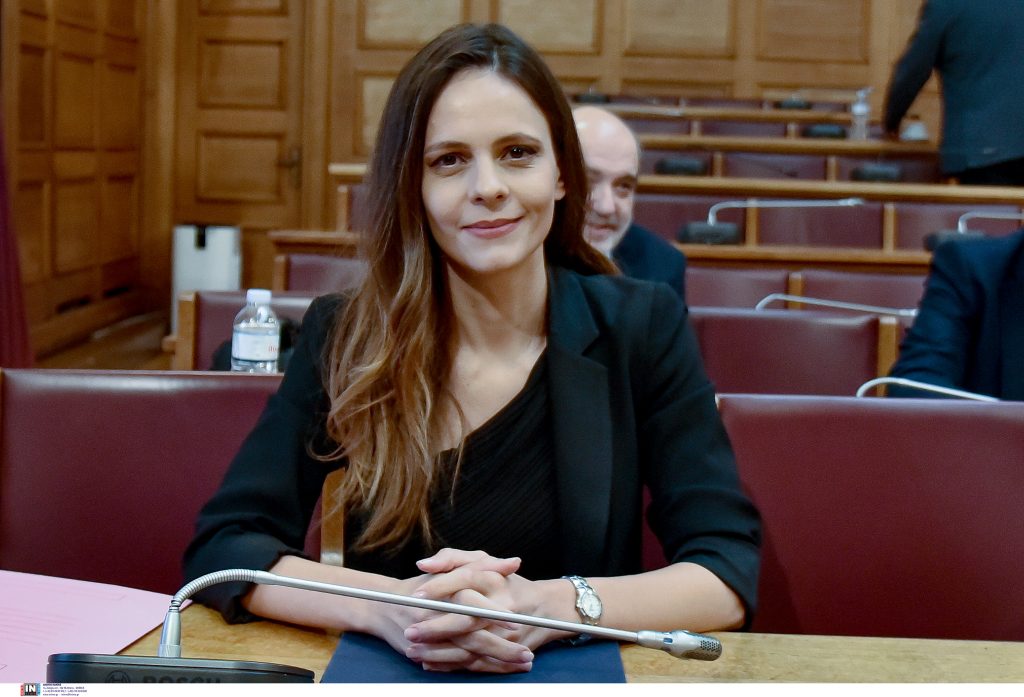 Αχτσιόγλου: «Ο ΣΥΡΙΖΑ έχει αρχηγό, τον Αλέξη Τσίπρα»