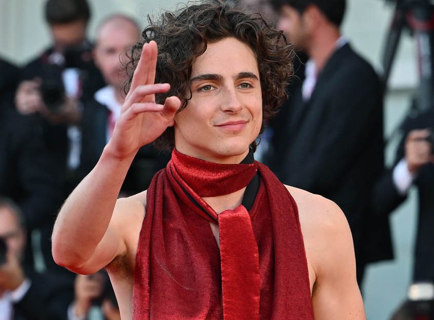 Ο χαμαιλέων Τιμοτέ Σαλαμέ