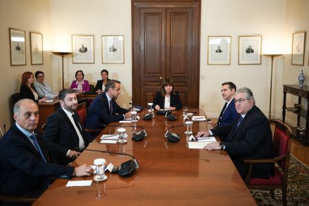 Εκλογές 2023: Η Παναγιά η Γκέισα και όσα δεν έδειξε η τηλεόραση από το Συμβούλιο των Αρχηγών