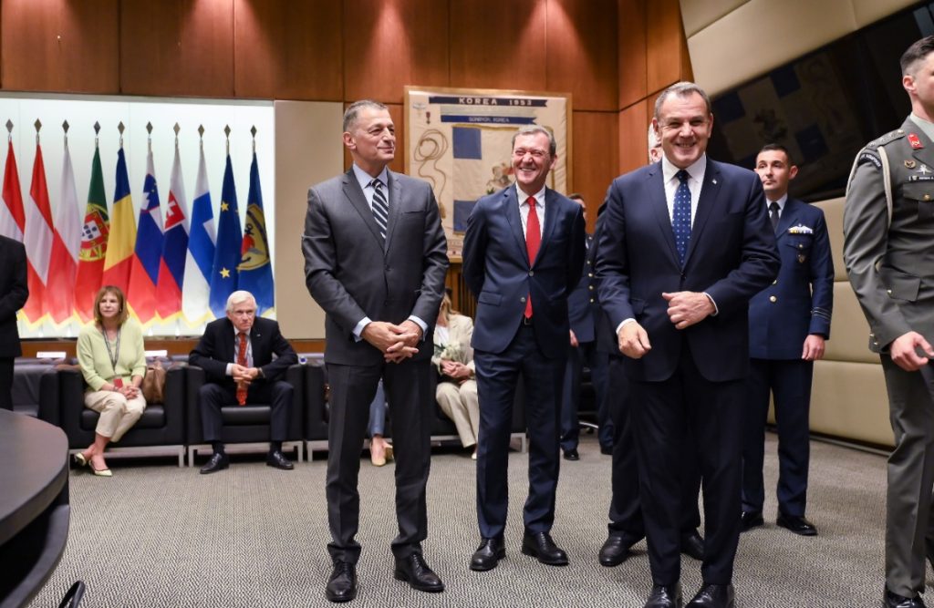 Εκλογές 2023: Παραδόσεις-παραλαβές των υπουργείων – Ο απολογισμός του έργου και οι δηλώσεις των υπηρεσιακών