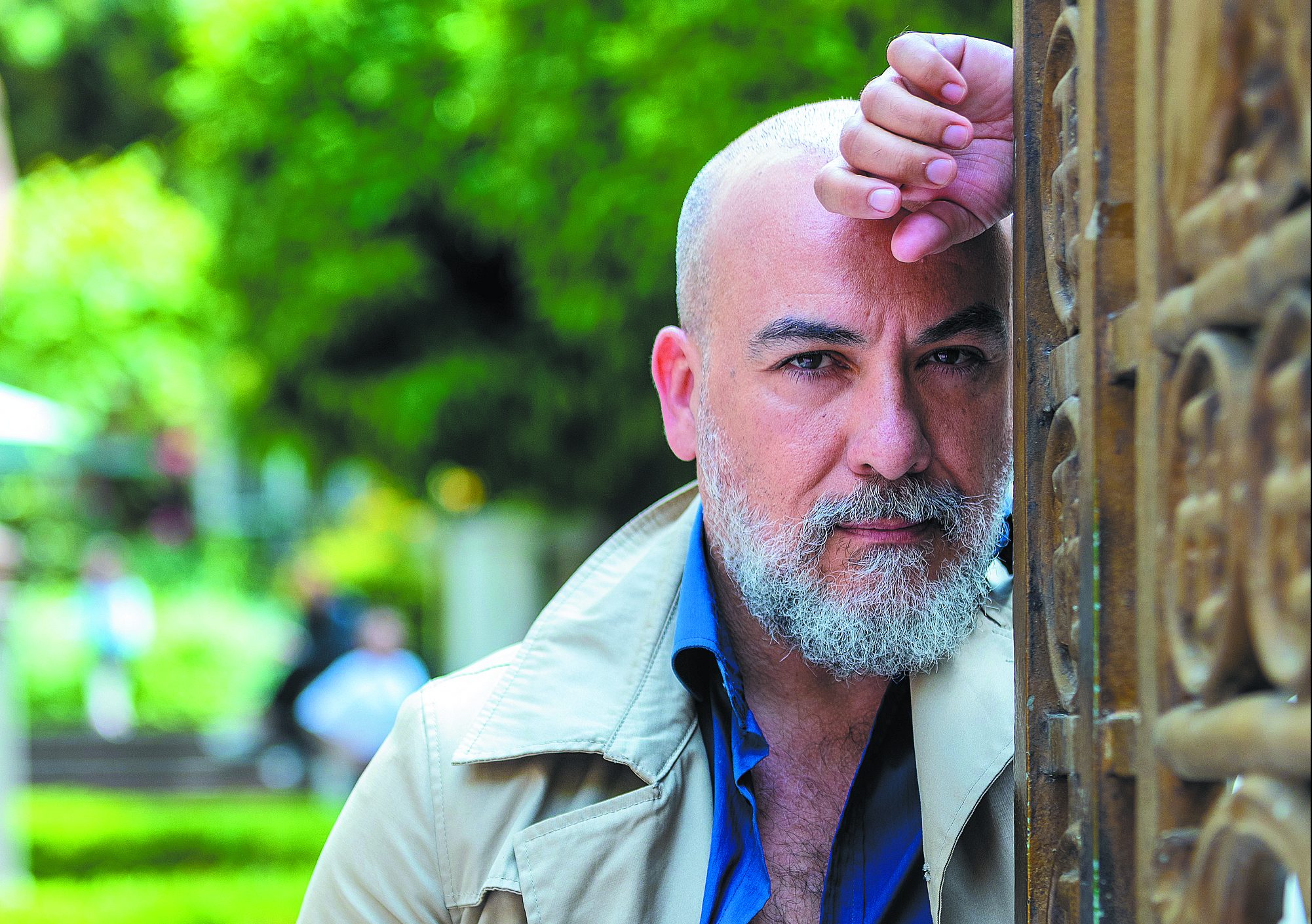 Νίκος Καρδώνης: «Το ελληνικό θέατρο είναι διάσπαρτα νησιά μοναξιάς»