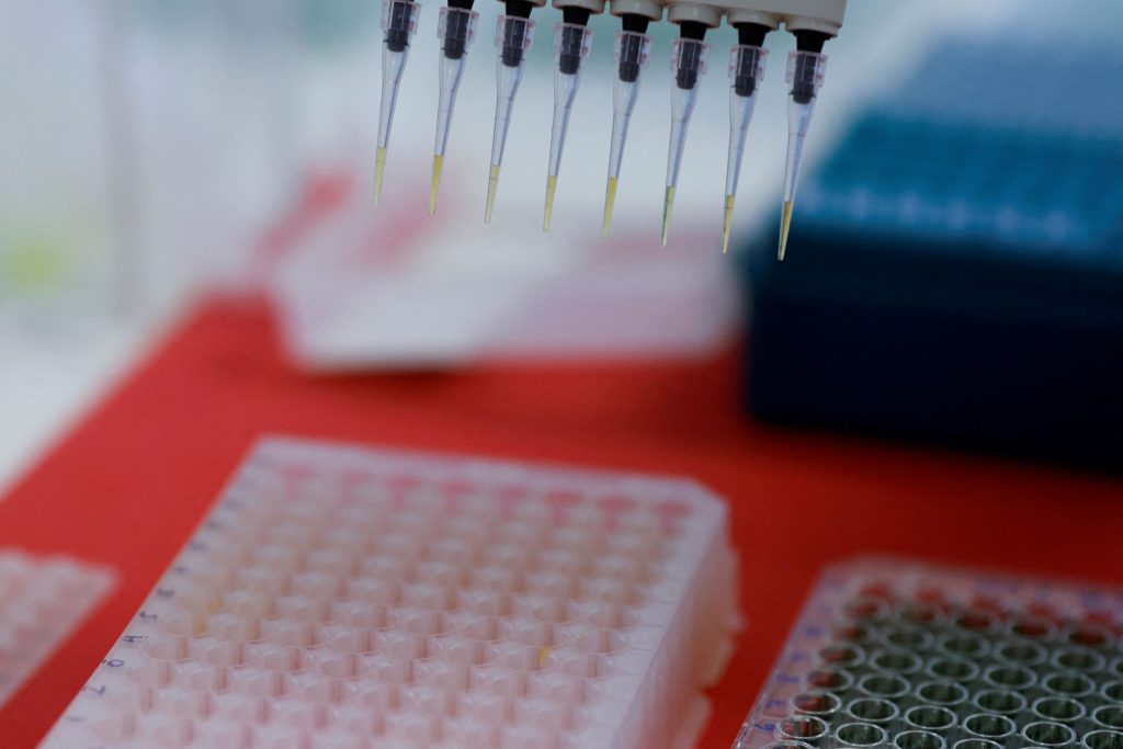 Παγώνη για «Νόσο Χ»: Συναγερμός στον ΠΟΥ για νέα θανατηφόρα πανδημία