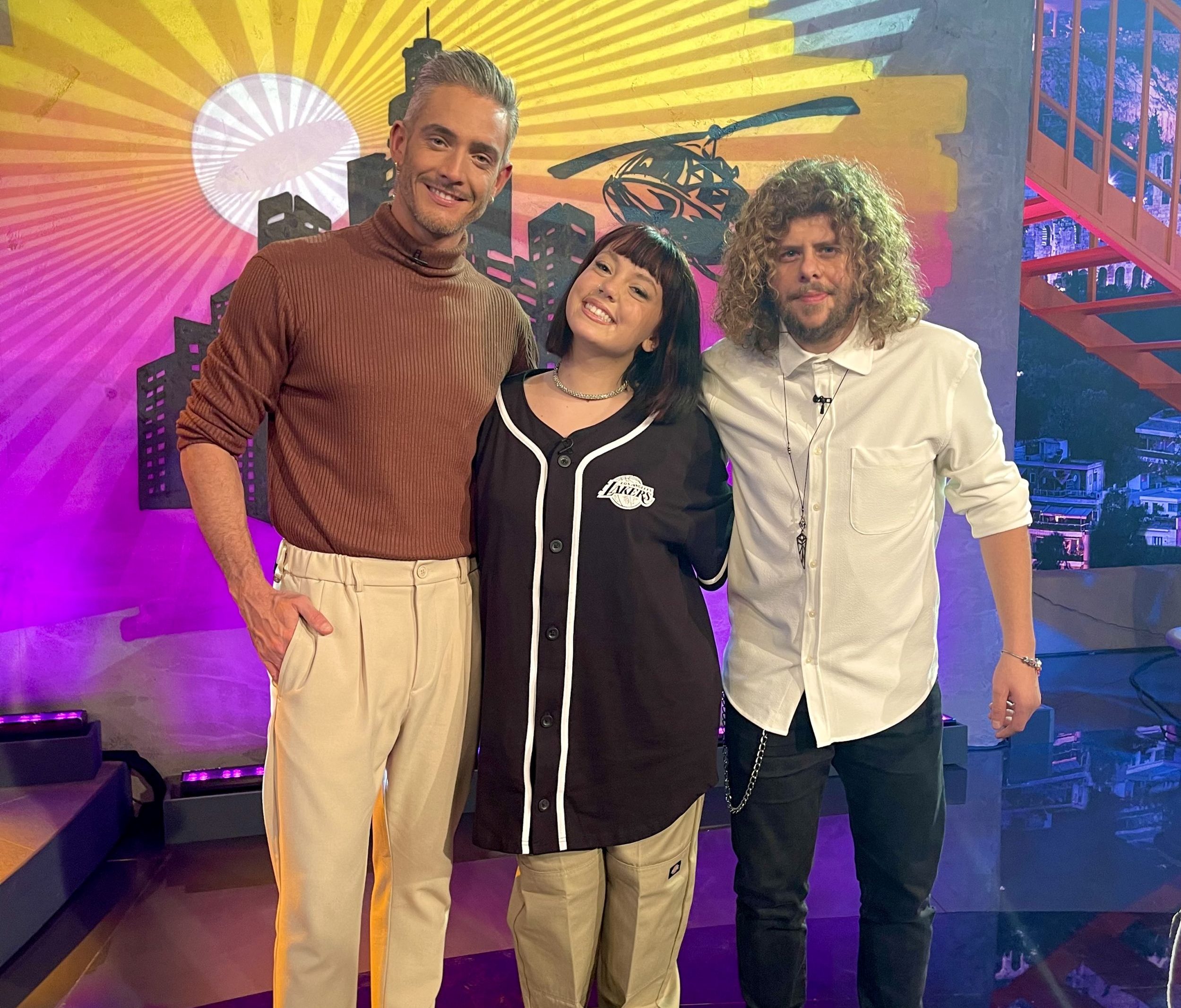 «Night Out» με τον Θεοχάρη Ιωαννίδη στο Mega