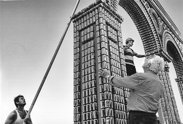 Λέανδρος Σπαρτιώτης: Ο σημαντικός δημιουργός αποκαλύπτεται στους μαθητές της Πρέβεζας