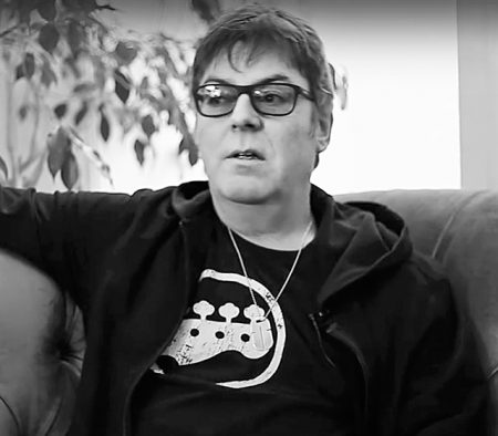 Ο μπασίστας του indie rock