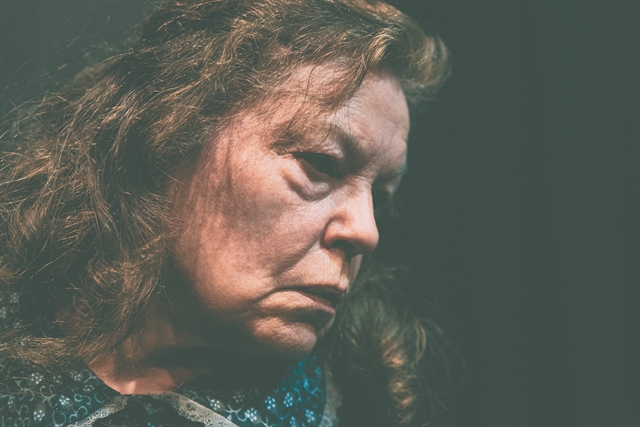 Ρούλα Πατεράκη: «Το θέατρο είναι πόλεμος»