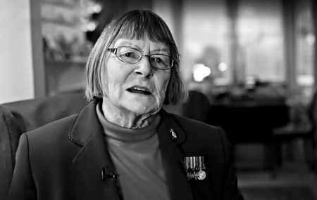 Η νεαρή αποκρυπτογράφος 