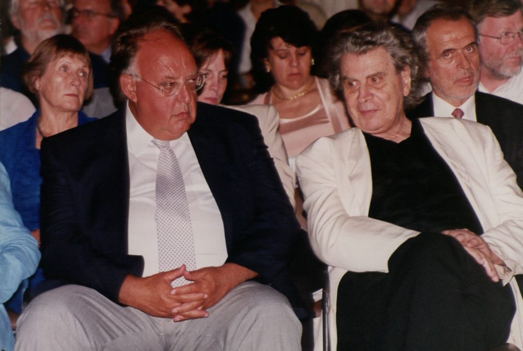 Πάγκαλος: Η αξιολόγηση, οι κοπρίτες και η προφητική ανάρτηση