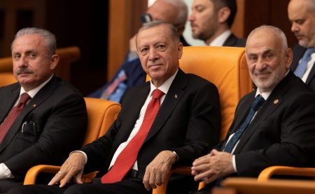 Τουρκία: Αύριο η τελική σύνθεση της νέας κυβέρνησης Ερντογάν
