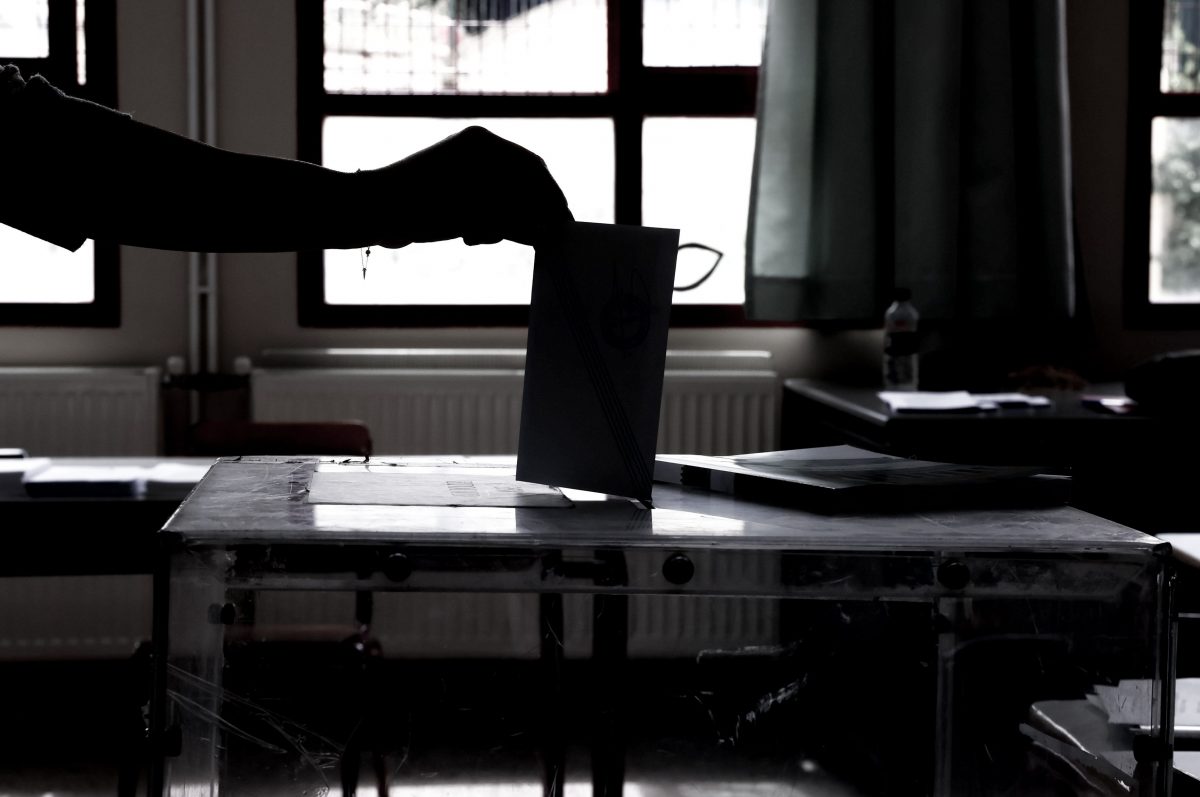 Το διπλό παιχνίδι των εκλογών