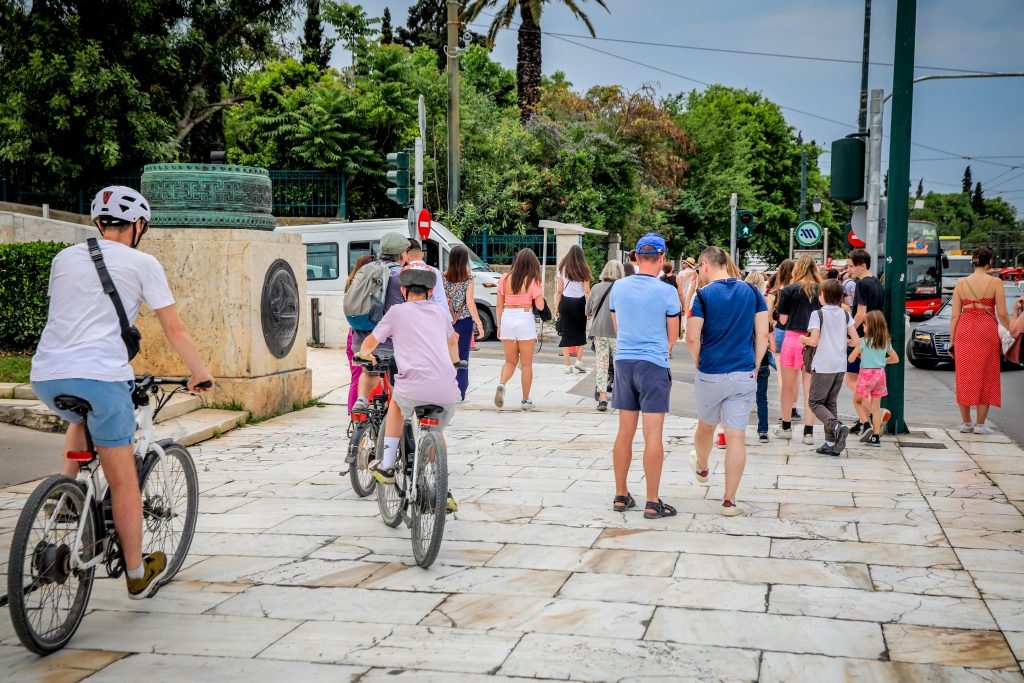 Αγίου Πνεύματος – Καιρός: Ανεβαίνει η θερμοκρασία