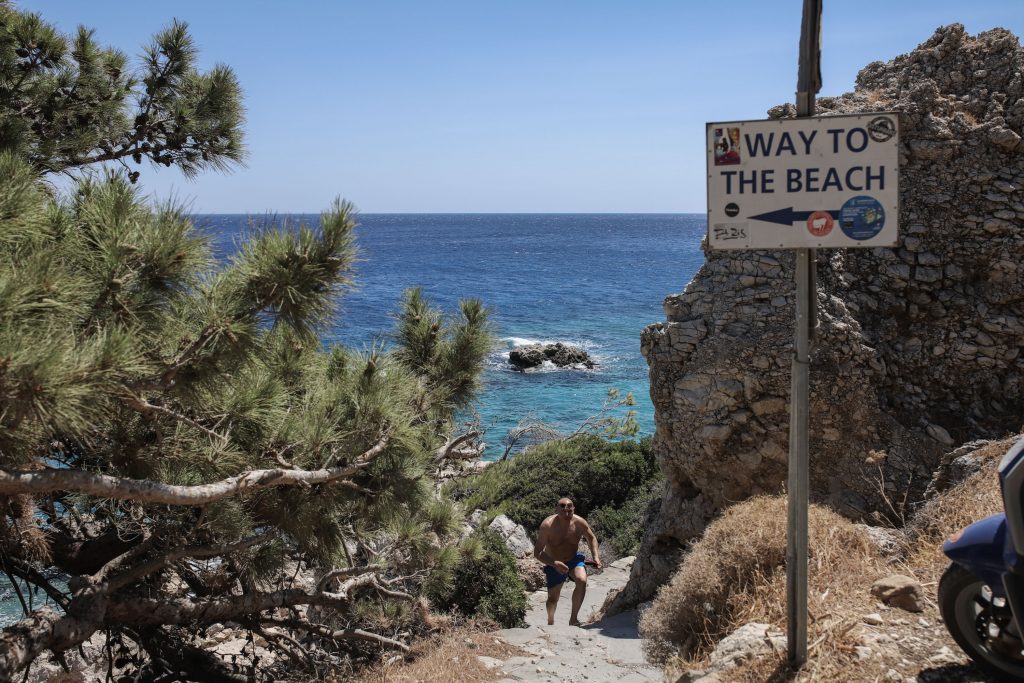 Η Κάρπαθος στα 8 ομορφότερα νησιά της Ευρώπης για τους Ελβετούς