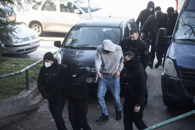 Δίκη Άλκη Καμπανού – Εισαγγελέας: «Μαινόμενος σαν ταύρος όρμησε με το φονικό όπλο»