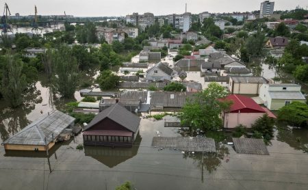 Ουκρανία: Κάτω από την στάθμη του νερού η Χερσώνα, μετά την έκρηξη στο φράγμα