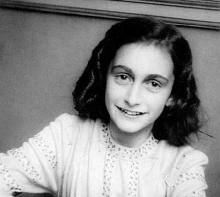 Η Άννα Φρανκ και οι «κομμένες» σελίδες του ημερολογίου της