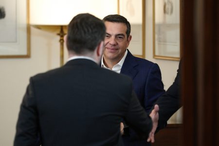 Οι ανοικτοί λογαριασμοί της Κεντροαριστεράς