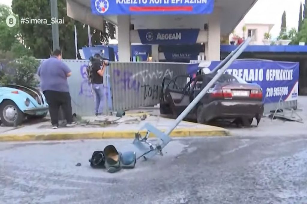 Κηφισιά: Σοβαρό τροχαίο με έξι τραυματίες