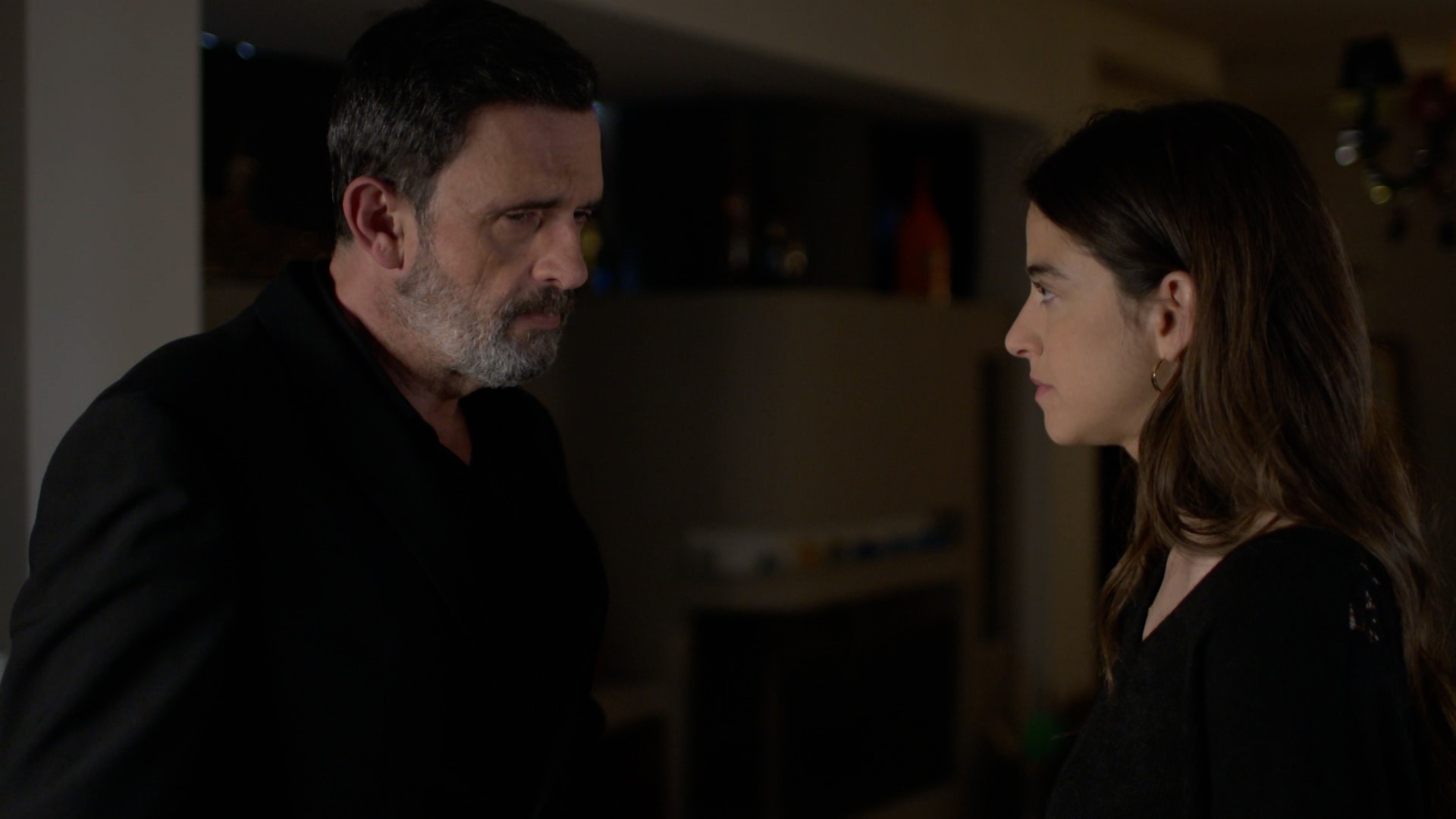 Μαύρο Ρόδο: Ντόμινο εξελίξεων στην τηλεοπτική σειρά του Mega