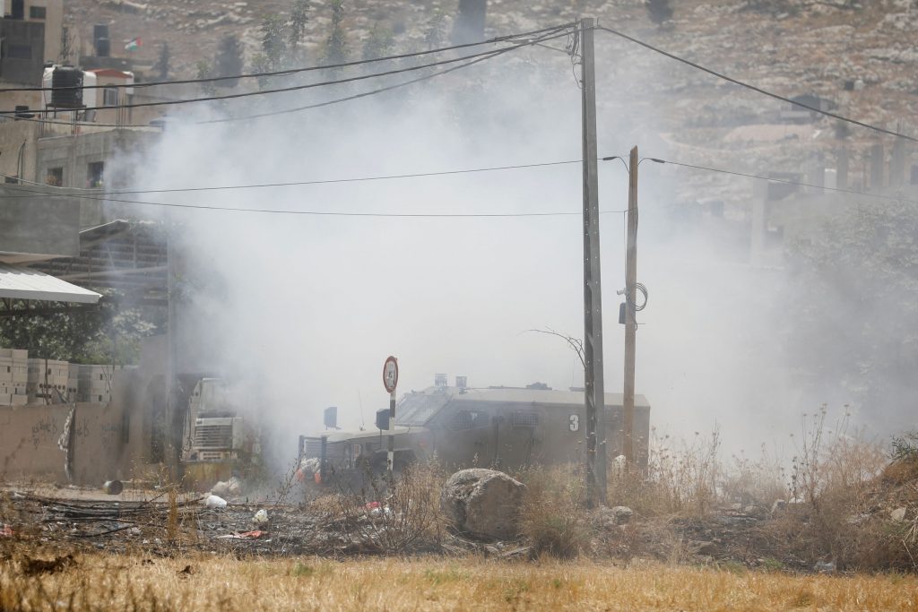 Πέντε νεκροί Παλαιστίνιοι και άλλοι 90 τραυματίες από επιδρομή του ισραηλινού στρατού