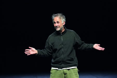 Ζερόμ Μπελ: «Η δουλειά μου είναι πάνω απ’ όλα πολιτική»