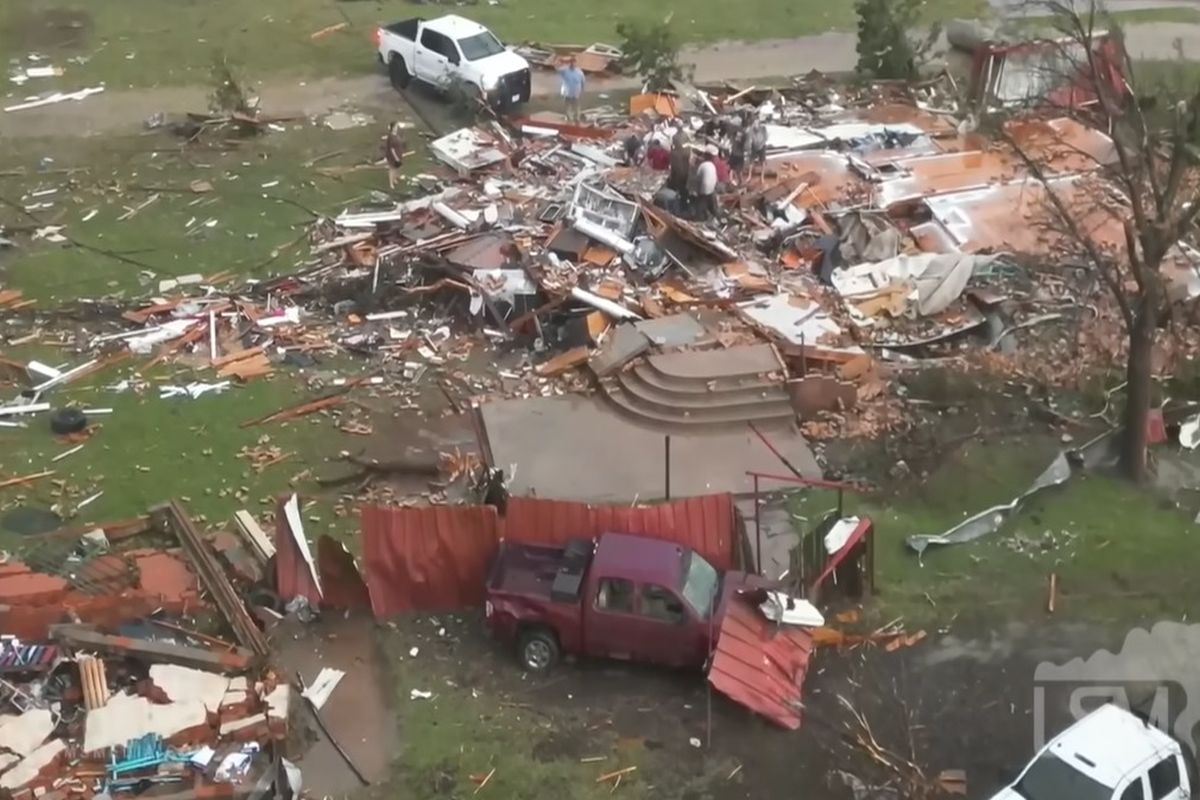 Τέξας: Φονικός ανεμοστρόβιλος με τέσσερις νεκρούς – Ισοπεδώθηκαν σπίτια