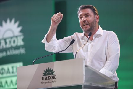 Ανδρουλάκης στο ΒΗΜΑ: Kαλώ κάθε δημοκράτη ότι κι αν ψήφισε τον Μάιο να εμπιστευθεί το ΠαΣοΚ
