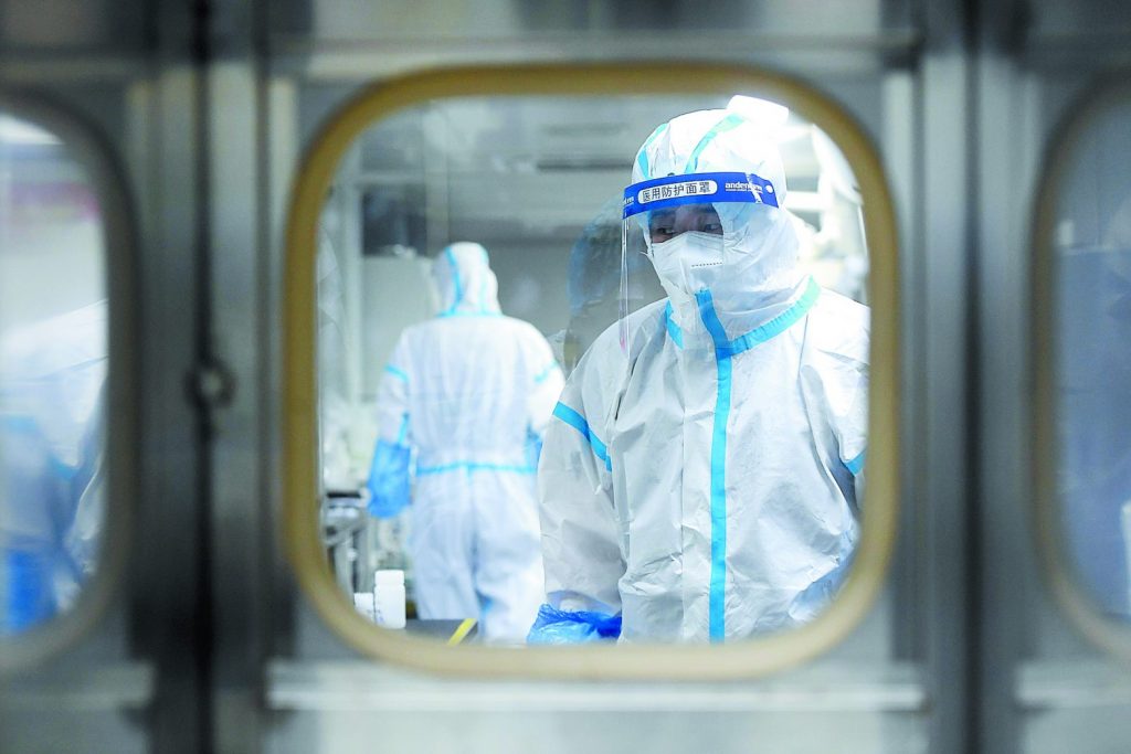 Κορωνοϊός: Νέα έκθεση των μυστικών υπηρεσιών ΗΠΑ – Διχάζει ξανά η προέλευση της Covid