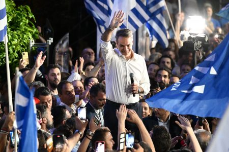 Η ατζέντα της ημέρας: Η κυριαρχία Μητσοτάκη – Η αντίδραση Τσίπρα – Ο νέος πόλος της ακροδεξιάς