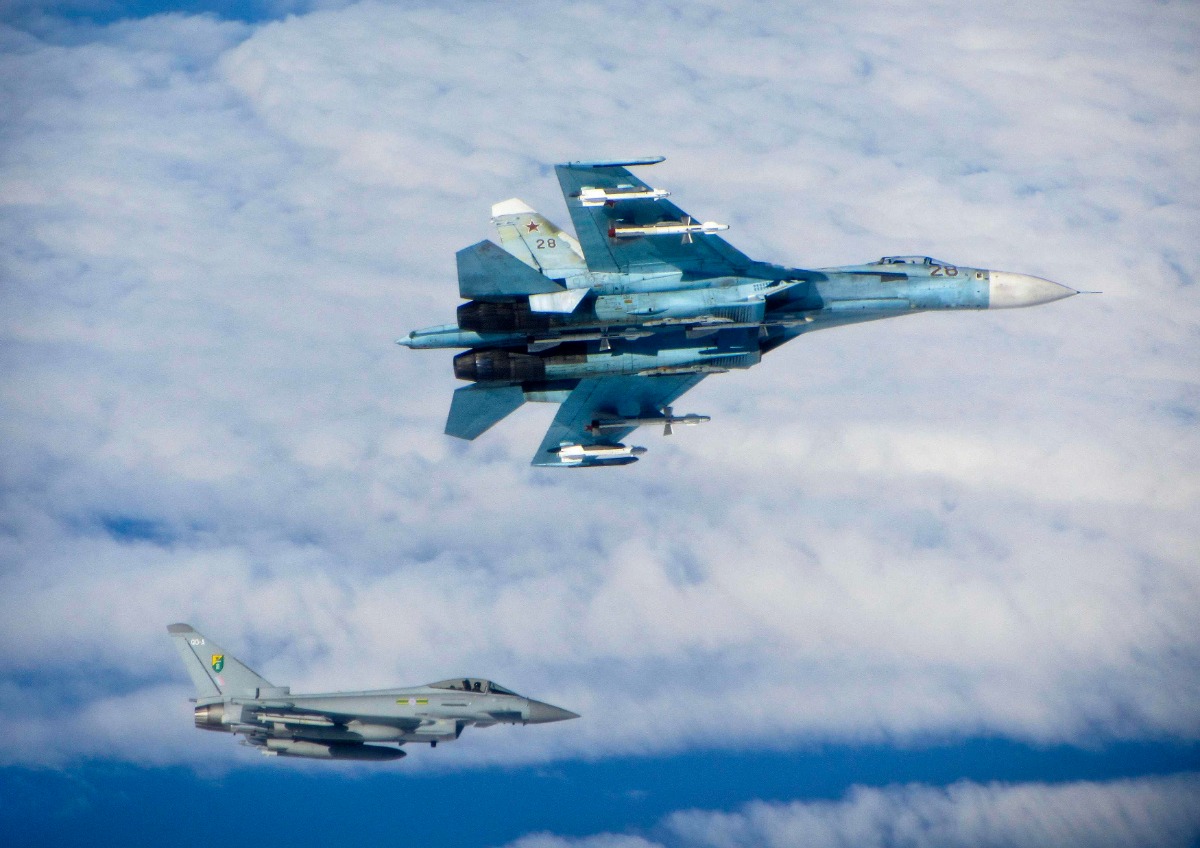 Ρωσία: Μαχητικά Su-27 αναχαίτισαν βρετανικά στρατιωτικά αεροσκάφη πάνω από τη Μαύρη Θάλασσα