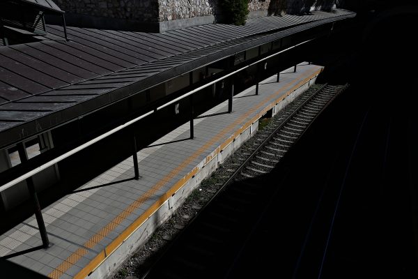 Περισσός: Νεκρός ο άνδρας που έπεσε στις γραμμές του ΗΣΑΠ