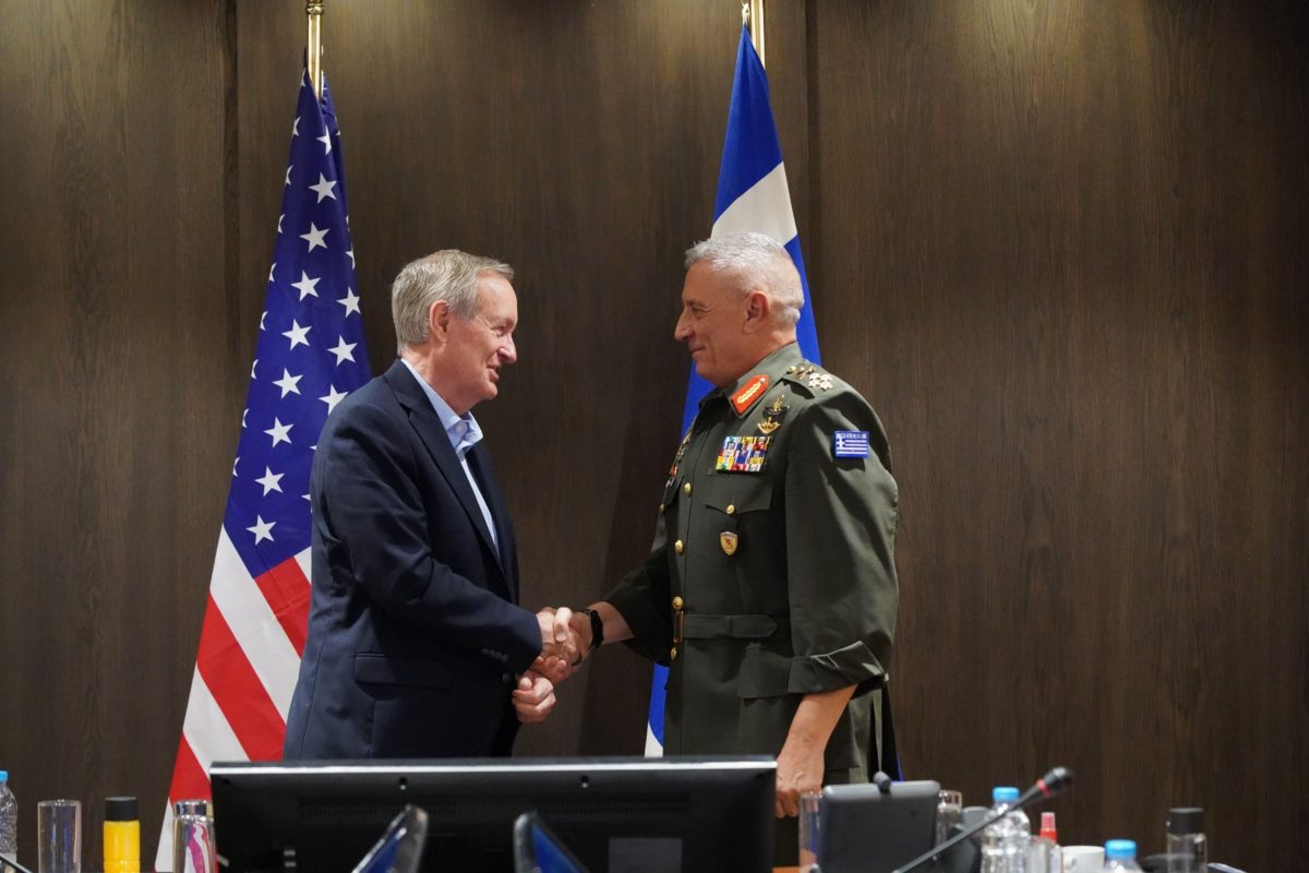 Τι γύρευαν πέντε Αμερικανοί γερουσιαστές στο Πεντάγωνο