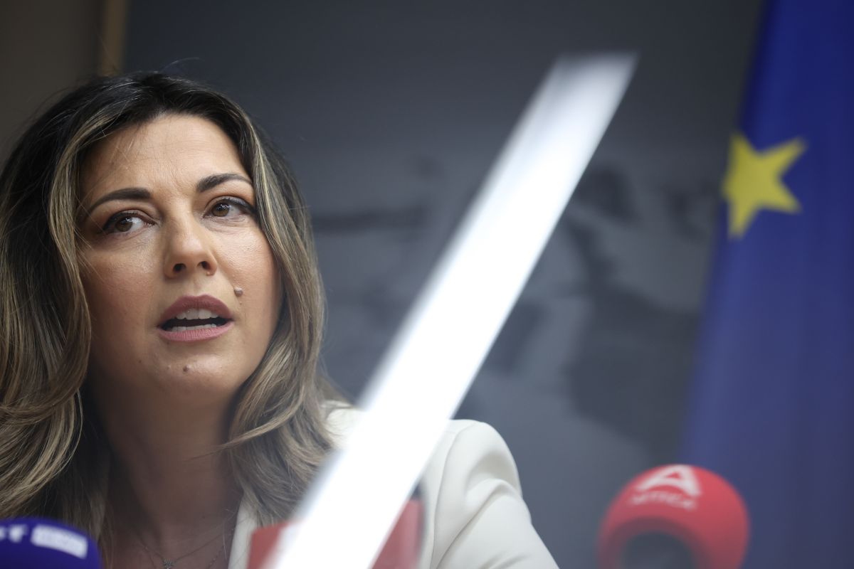 Σοφία Ζαχαράκη: Η απάντηση στο «άγαμη και άτεκνη» του Τζήμερου