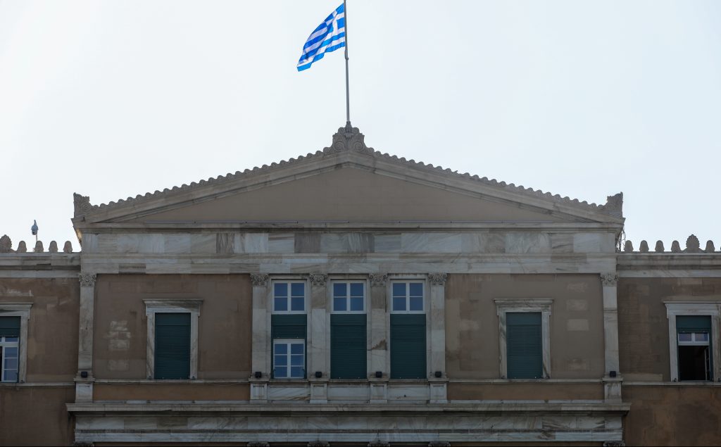 Βουλή: Ανατροπή με τις έδρες – Ποιοι βγαίνουν εκτός, ποιοι τελικά εκλέγονται