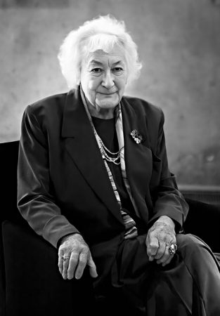 Η γηραιά κυρία του SNP