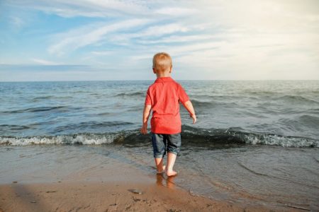 Κρήτη: 4χρονος περιπλανιόταν μόνος του σε παραλία – Τι είπε η μητέρα του
