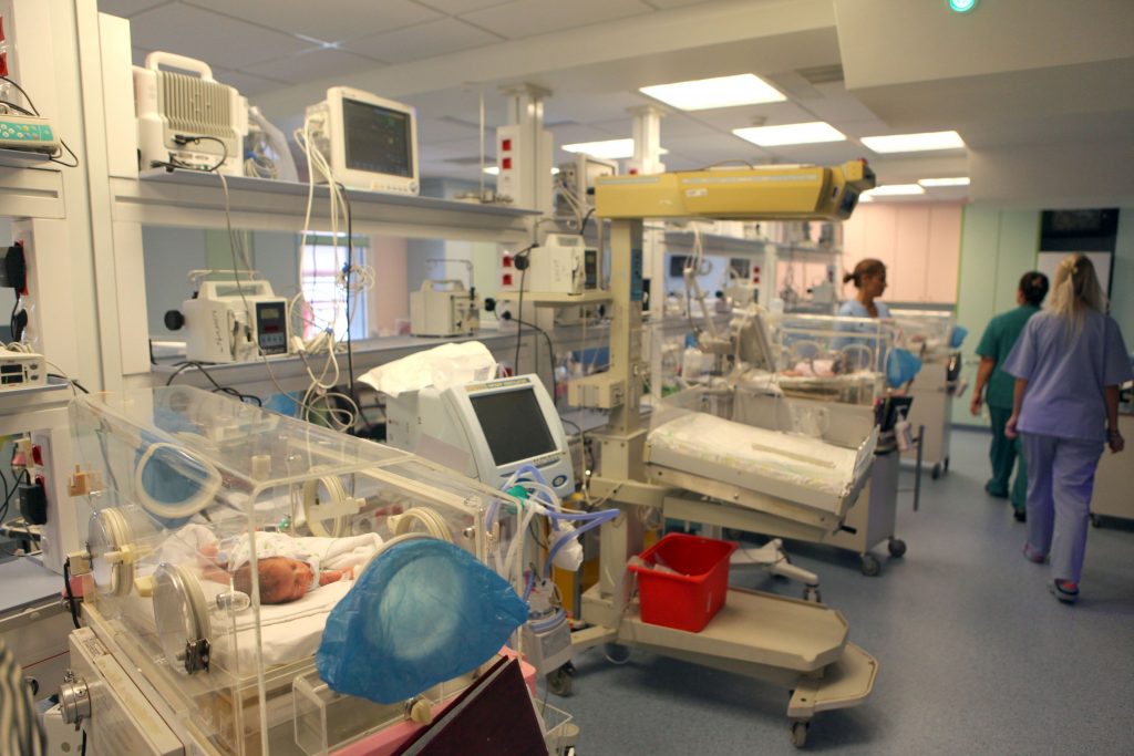 Θεσσαλονίκη: «Γέφυρα ζωής» για νεογνό δύο ωρών από την Πτολεμαΐδα στο «Ιπποκράτειο»