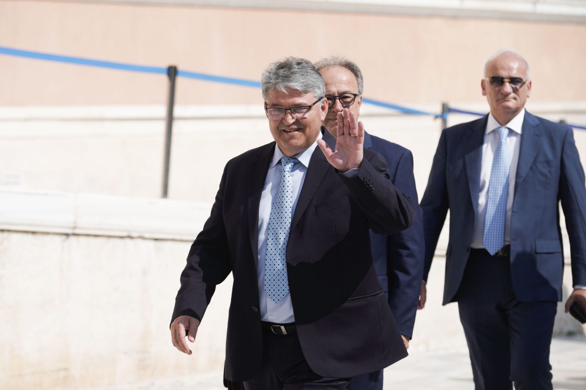 «Αόρατη αρχή» κινεί τα νήματα της «Νίκης» –  Η δομή και οι κανόνες