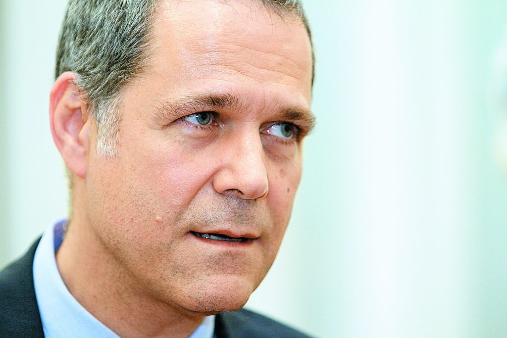 Τζήμερος: Το Twitter μπλόκαρε τον λογαριασμό του