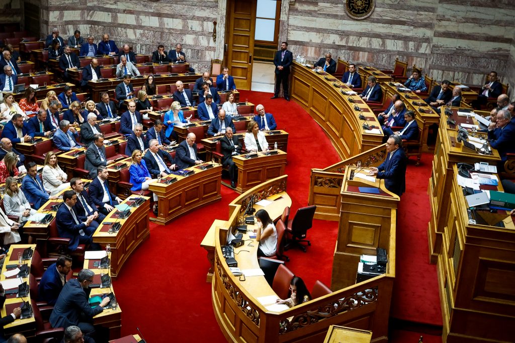 Βουλή για όλα τα γούστα-Τα μηνύματα της πρώτης μάχης