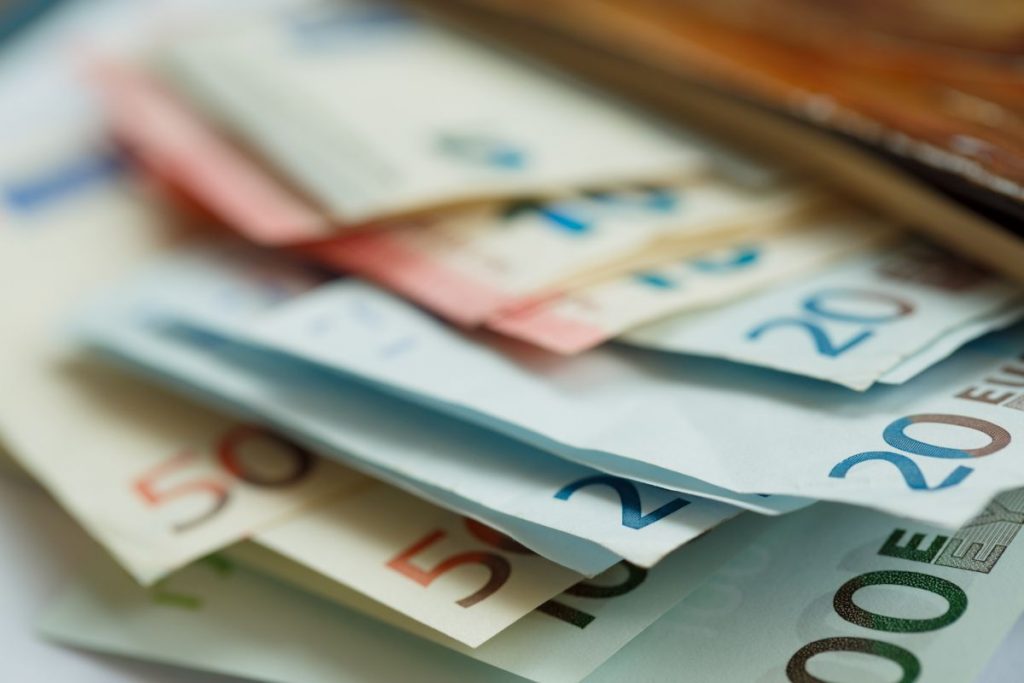 Ανοδικά κινούνται οι αποδόσεις των ομολόγων – Στο 4,1% το ελληνικό δεκαετές