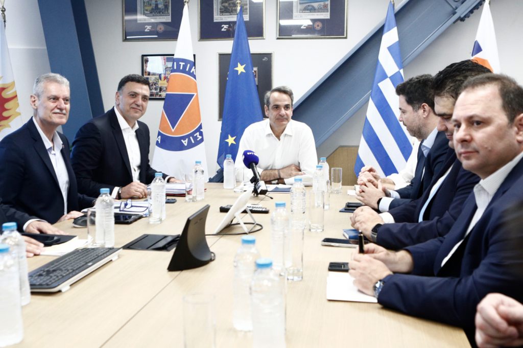 Στο υπουργείο Κλιματικής Κρίσης ο Κυριάκος Μητσοτάκης