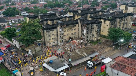 Κατέρρευσε πολυκατοικία στη Βραζιλία – Τουλάχιστον οκτώ νεκροί