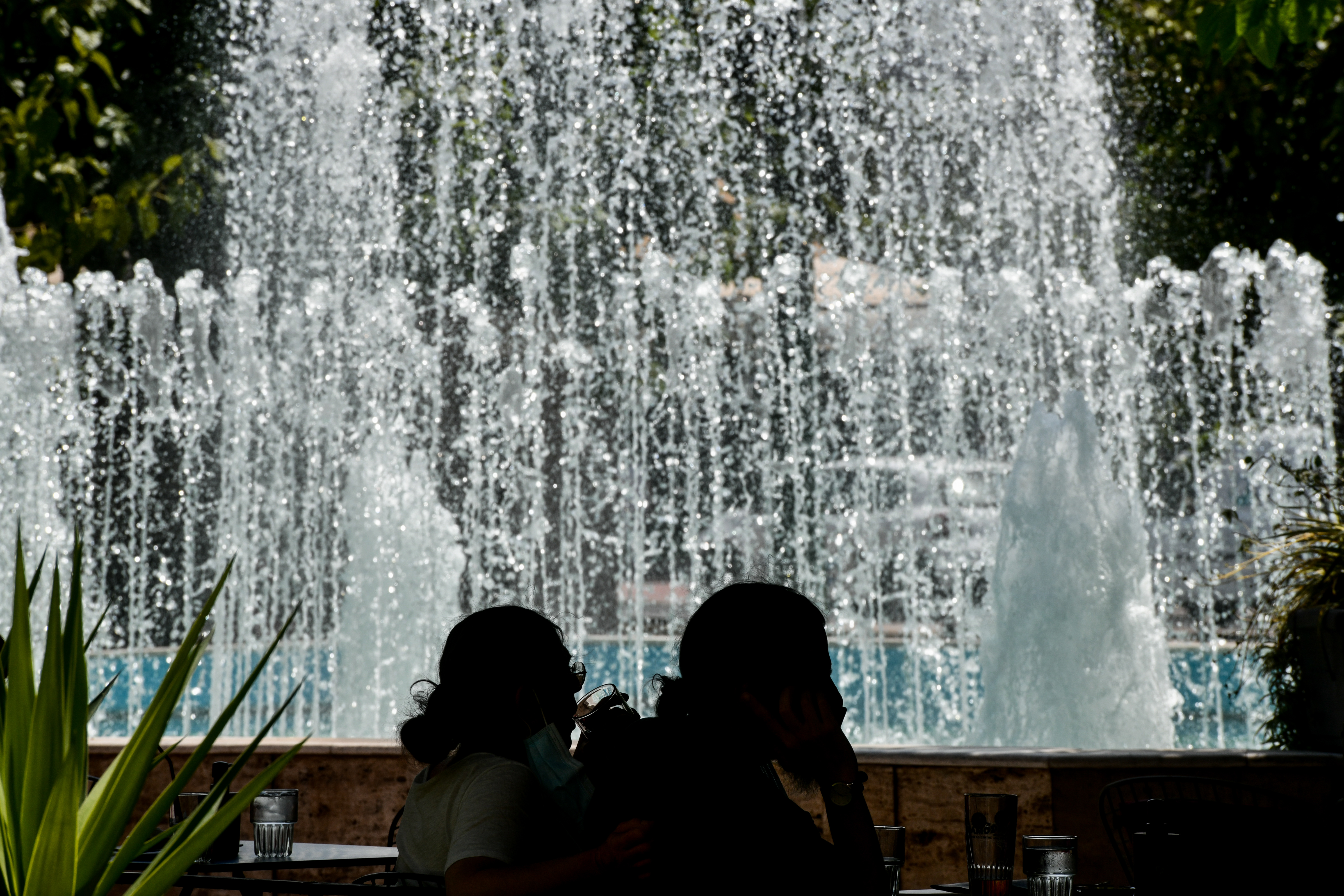 Καύσωνας: Προ των πυλών η πρώτη θερμή εισβολή – Τι συμβαίνει με το Ελ Νίνιο