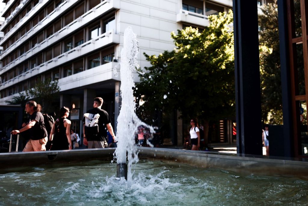 Καύσωνας Κλέων: Εκτακτο δελτίο της ΕΜΥ – Πού θα ξεπεράσει το θερμόμετρο τους 40