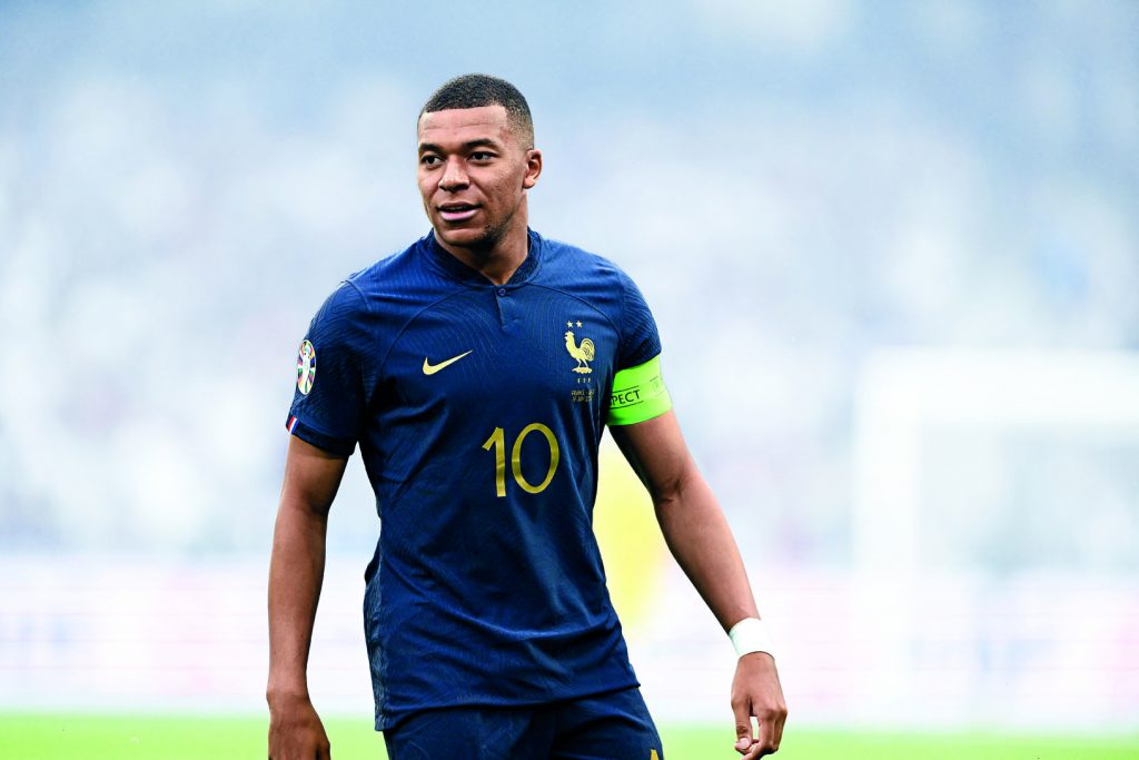 Εμπαπέ ο περιζήτητος