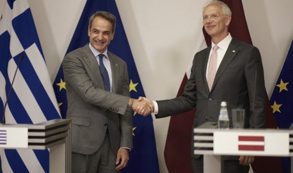 Μητσοτάκης από Λετονία: Δίνουμε καθημερινά μάχη στη θάλασσα ενάντια στους διακινητές