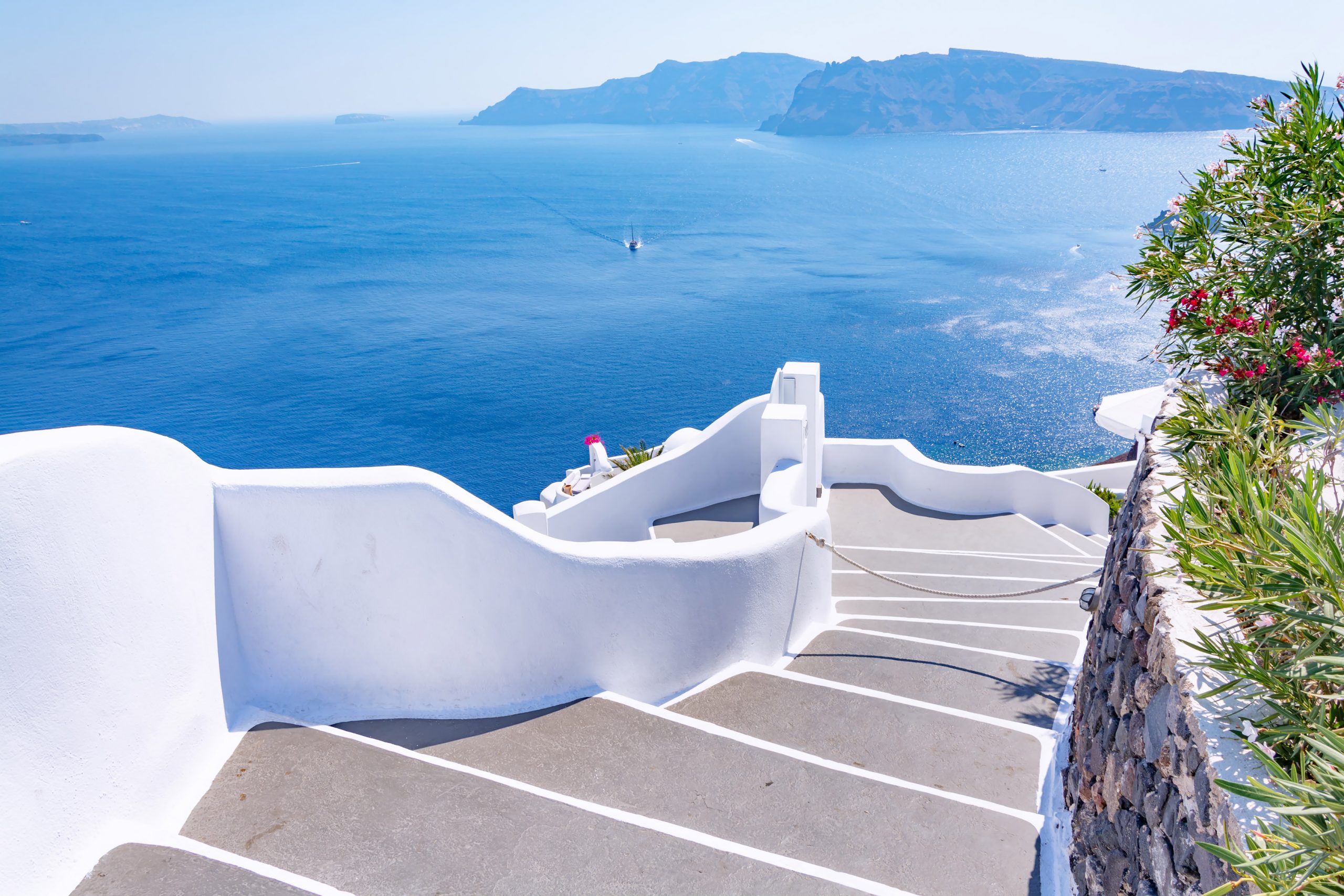 Airbnb: Τι αναζητούν φέτος το καλοκαίρι οι Έλληνες
