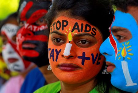 ΟΗΕ: Eπενδύσεις για την εξάλειψη του AIDS μέχρι το 2030